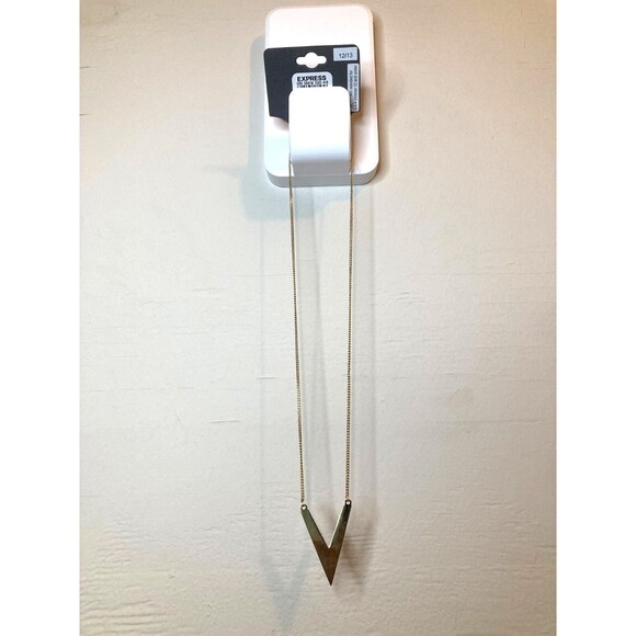 EXPRESS Gold Tone Chevron Arrow Letter V Rhinestone Accent Necklace 16" NEW - Picture 3 of 5